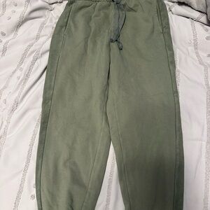 Aerie women’s Olive Jogger Pants